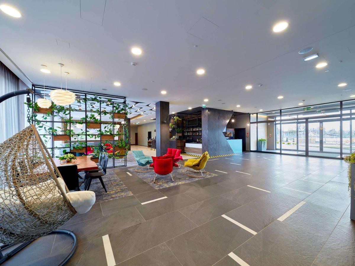 Ibis Styles Nowy Targ Hotel Buitenkant foto