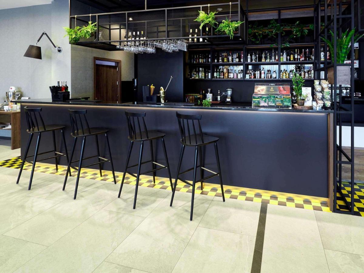 Ibis Styles Nowy Targ Hotel Buitenkant foto