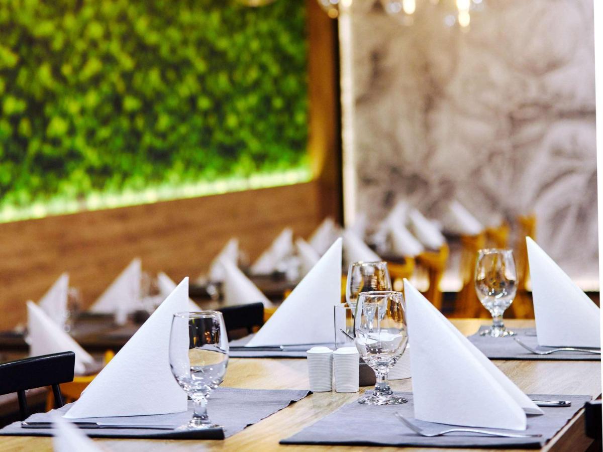 Ibis Styles Nowy Targ Hotel Buitenkant foto