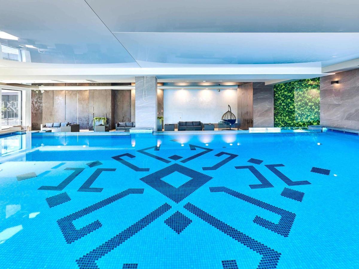 Ibis Styles Nowy Targ Hotel Buitenkant foto
