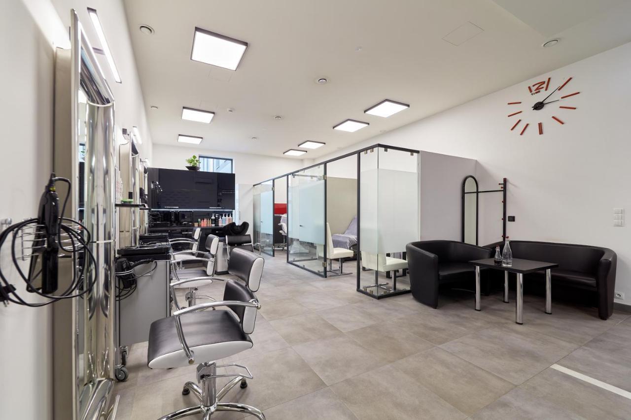 Ibis Styles Nowy Targ Hotel Buitenkant foto