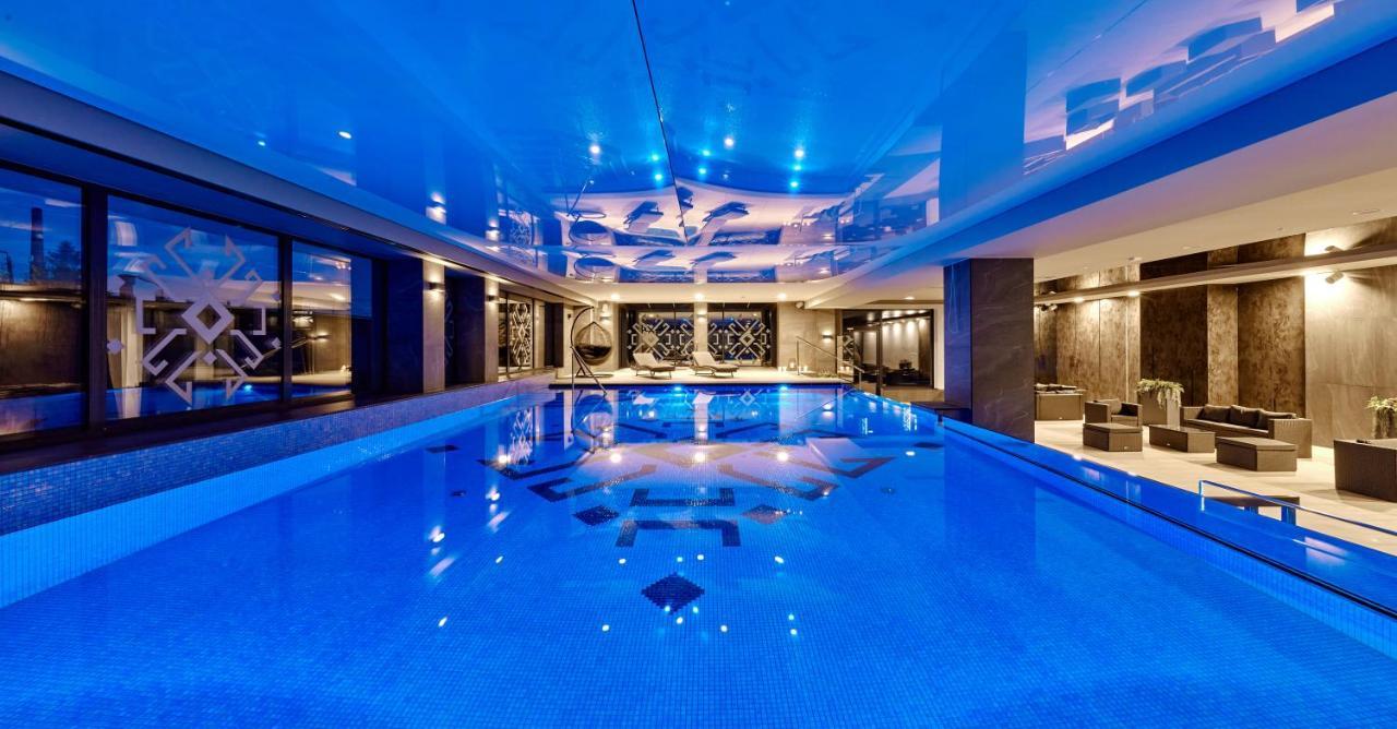 Ibis Styles Nowy Targ Hotel Buitenkant foto