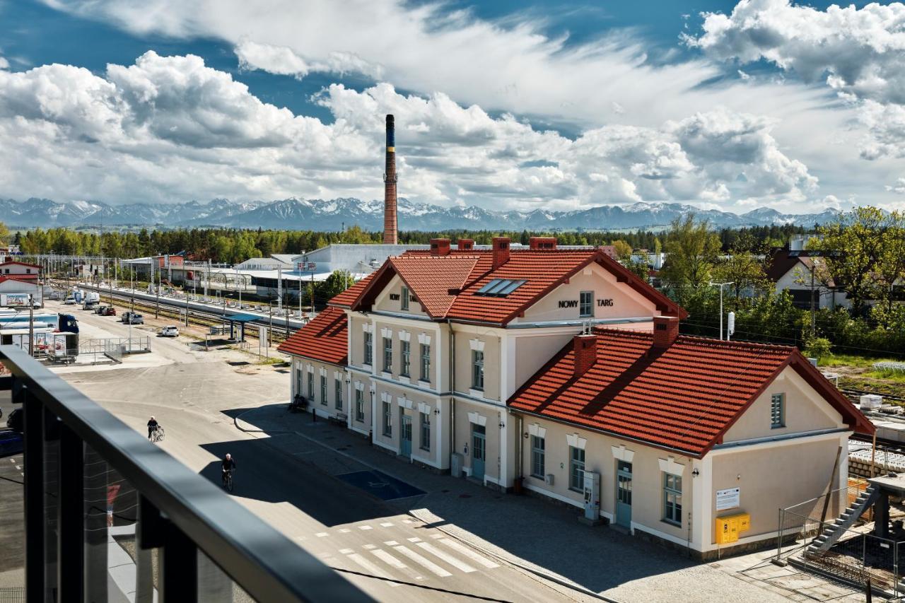 Ibis Styles Nowy Targ Hotel Buitenkant foto