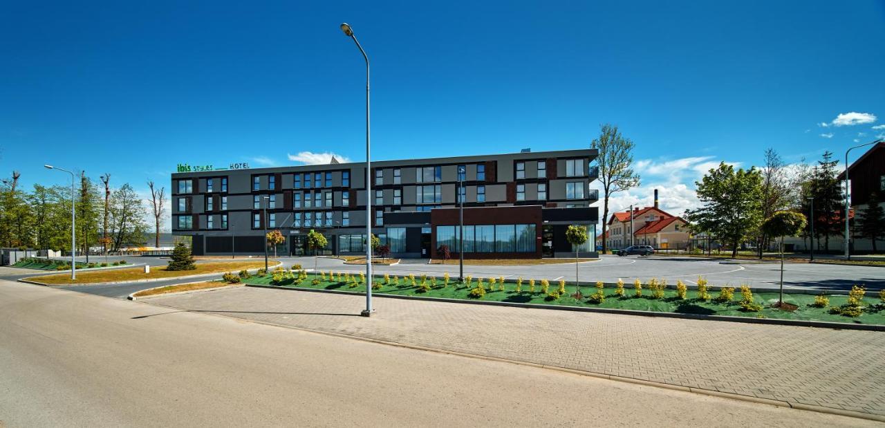 Ibis Styles Nowy Targ Hotel Buitenkant foto